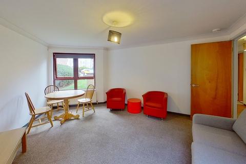 undefined, St Clair Street, Edinburgh, EH6