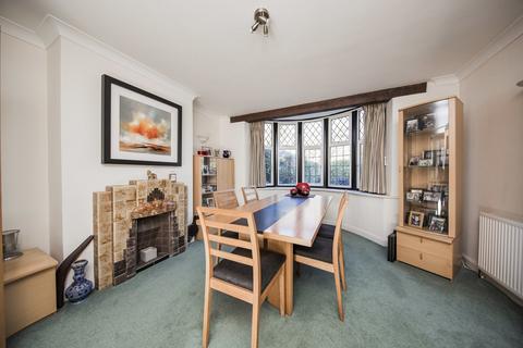 Aubury Eridge Road, Crowborough, TN6 2SR
