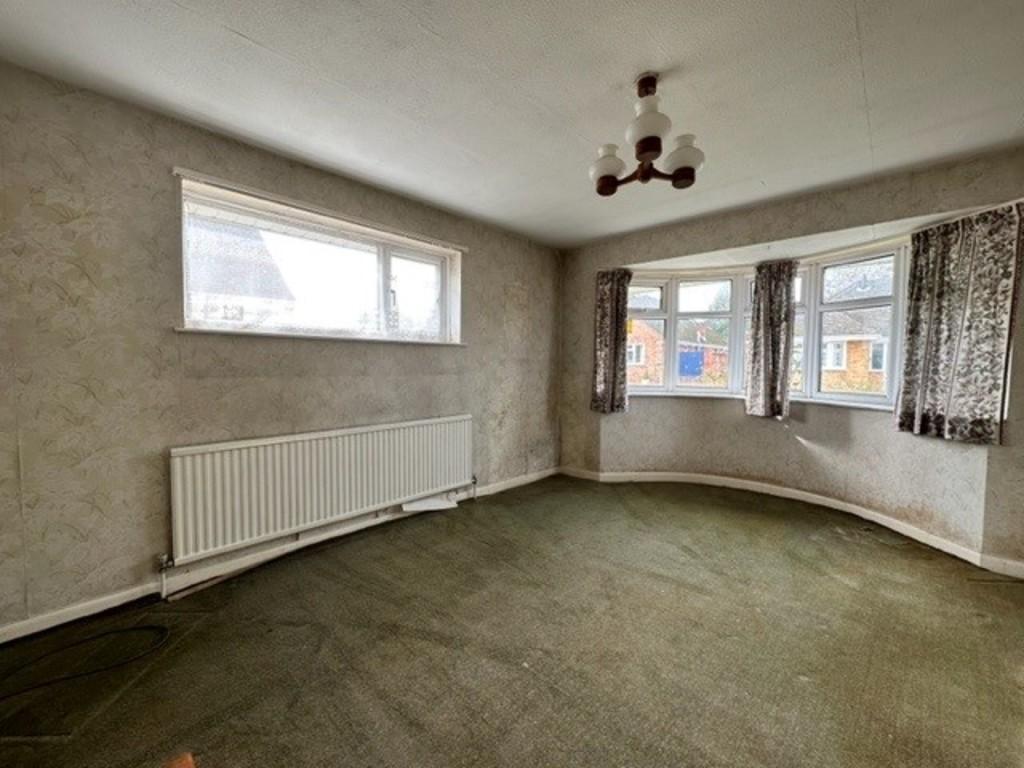 Mill Close, Wroughton 2 bed detached bungalow for sale £275,000