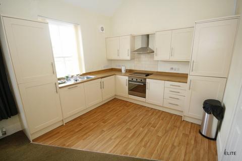 2 bedroom apartment to rent, Gilesgate, Durham DH1