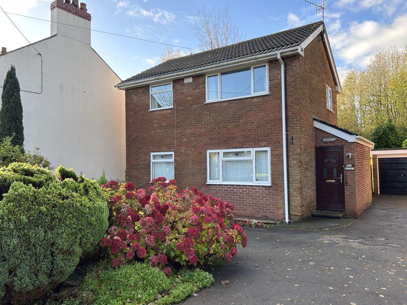 Ruthin Road, Bwlchgwyn, Wrexham 3 bed detached house for sale £170,000