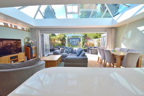 46 Chamberlain Road, Birmingham, B13 0QB