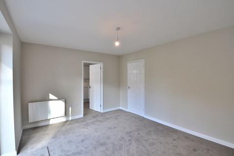 2 bedroom bungalow for sale - Brooklands Drive, Kings Heath, Birmingham, B14