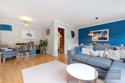 7 Maywater Close, South Croydon, CR2 0RS