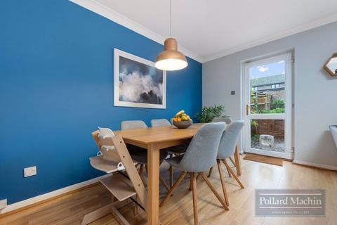 7 Maywater Close, South Croydon, CR2 0RS