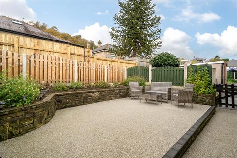 2 bedroom bungalow for sale, Oakfield Drive, Baildon, West Yorkshire, BD17