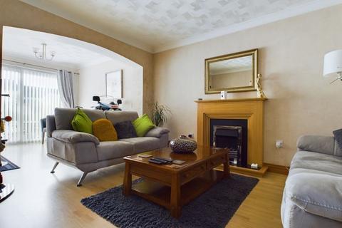 4 bedroom house for sale, Llawnroc Close, Camborne