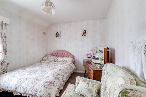 29 Broadley Green, Windlesham, GU20 6AJ