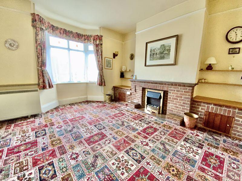 Rosebery Road, Pokesdown, Bournemouth 4 bed detached house for sale £