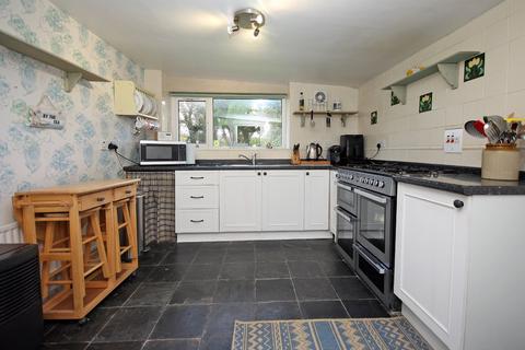 3 bedroom detached house for sale, Penysarn, Isle of Anglesey, LL69