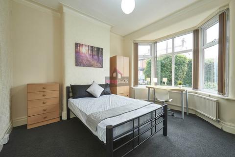 4 bedroom house to rent - Dronfield Road, Salford, Manchester