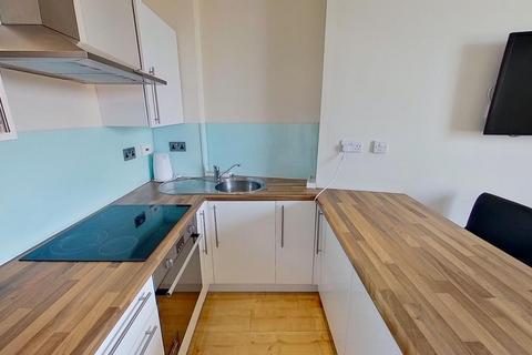 1 bedroom flat to rent, Holburn Street, Top Floor, AB10