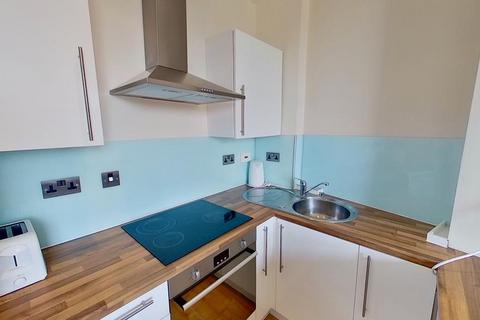 1 bedroom flat to rent, Holburn Street, Top Floor, AB10