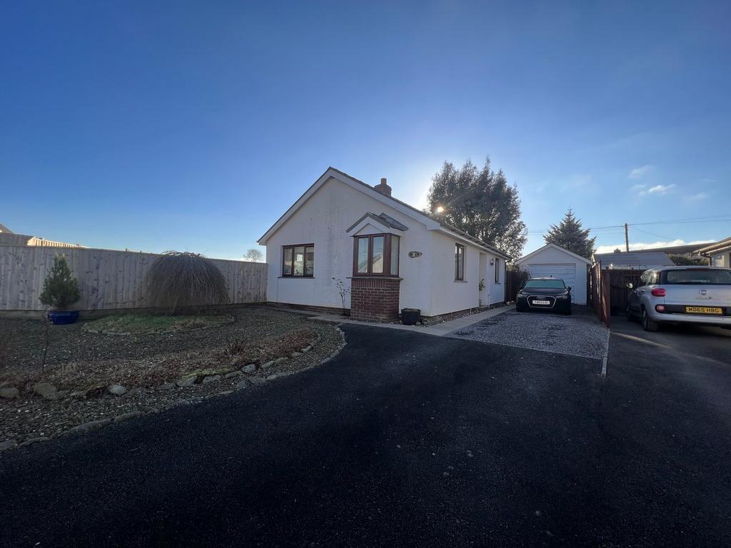 Caerwedros, Nr New Quay, SA44 2 bed bungalow for sale £249,950