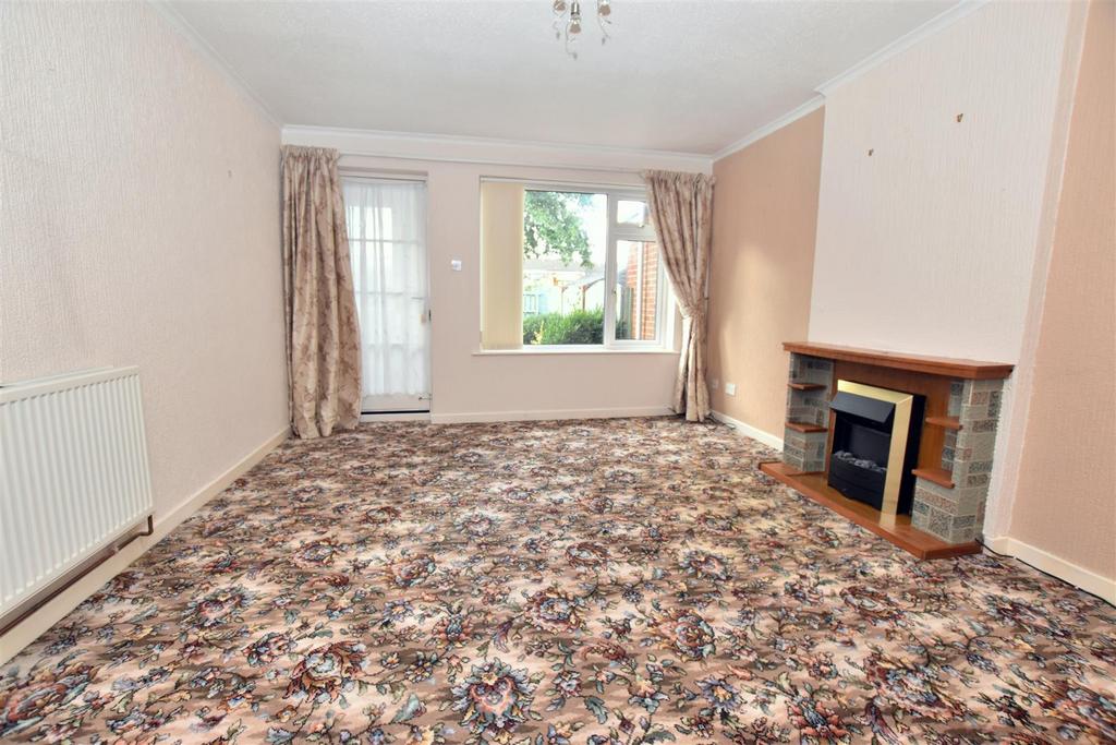 Downfield Avenue, Hull 2 bed terraced house £90,000