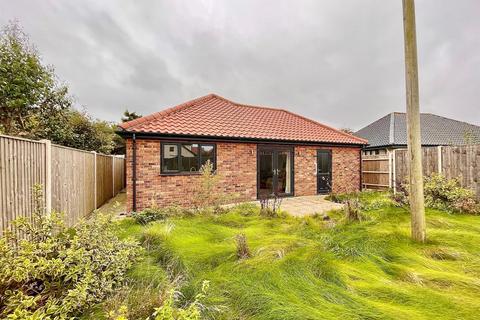 3 bedroom detached bungalow for sale, Yarmouth Road, Ormesby