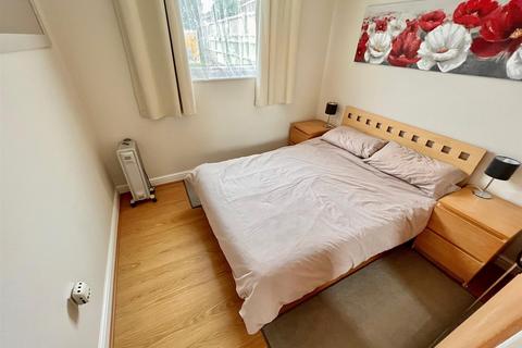 2 bedroom chalet for sale, Bermuda, Newport Road, Hemsby