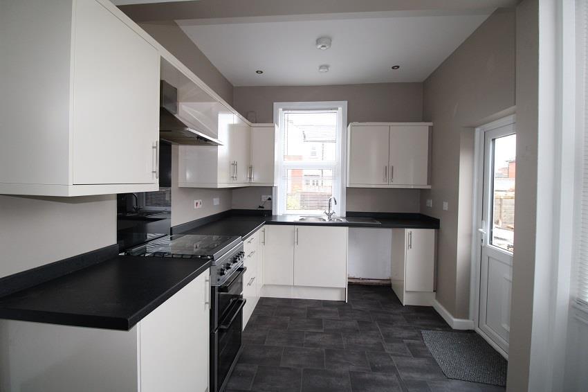 Cathcart Road, Stourbridge 1 bed flat £750 pcm (£173 pw)