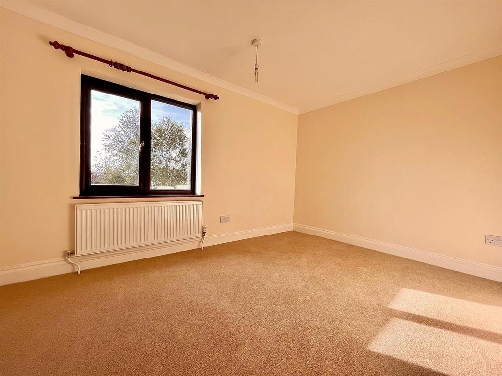 Orchard Broad Bedroom 2