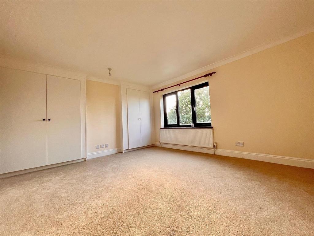 Orchard Broad Bedroom 1