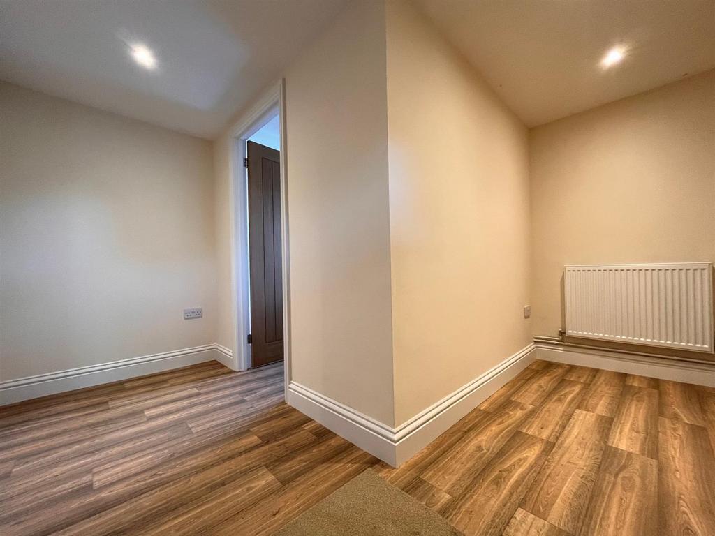 Orchard Broad Entrance Hall