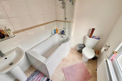 3 bedroom terraced house for sale, Middle Market Road, Great Yarmouth