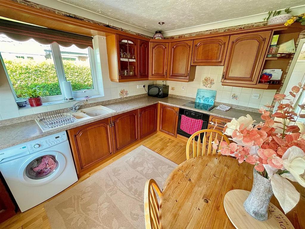 Caister On Sea 3 bed detached bungalow for sale £357,500