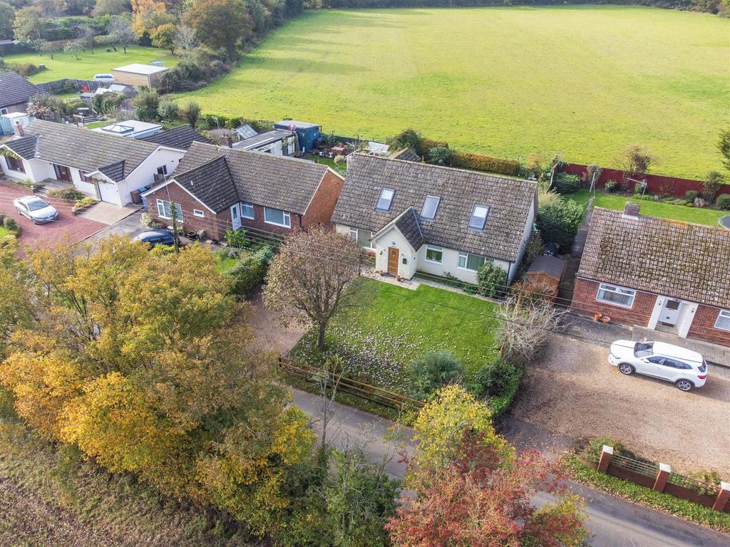 The Pyghtle, Hadleigh Road, Elmsett 4 bed detached bungalow for sale