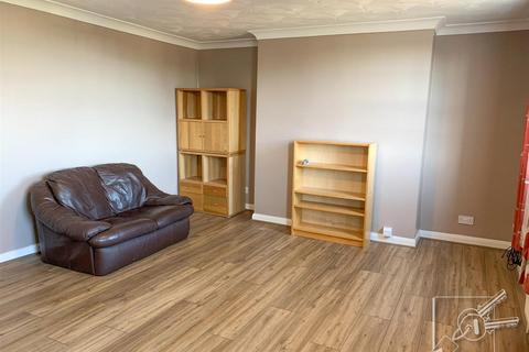 2 bedroom flat for sale, Upper Flat, 16B Milton Place, Gravesend