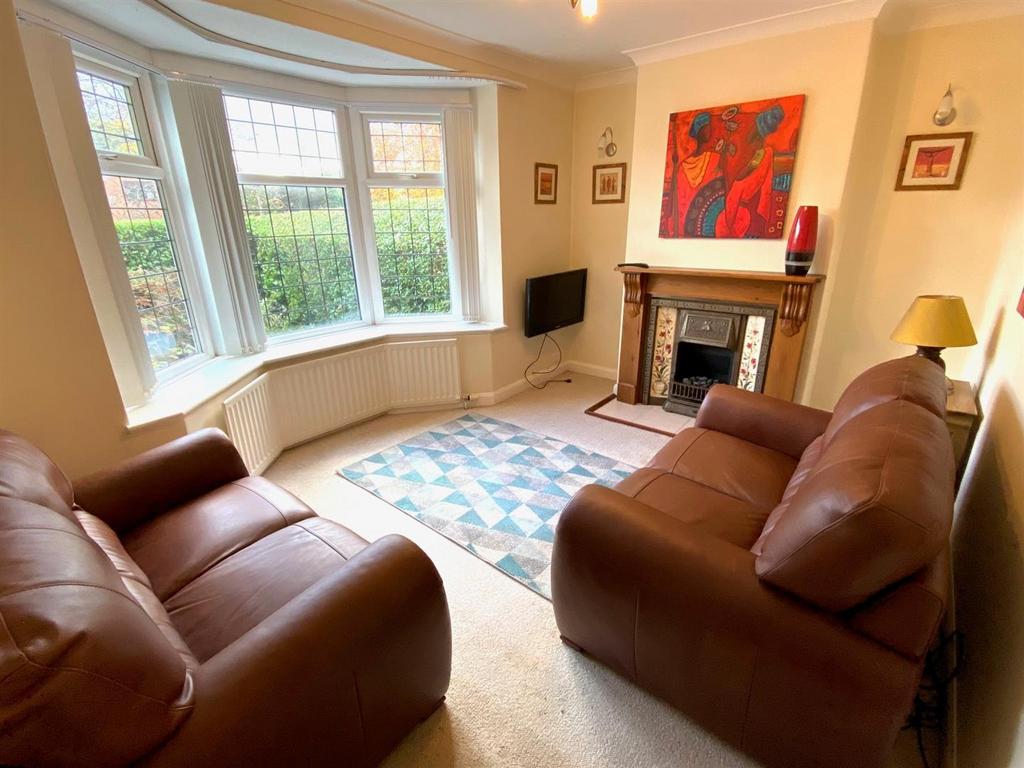 Roberttown Lane, Liversedge 2 bed semidetached house for sale £185,000