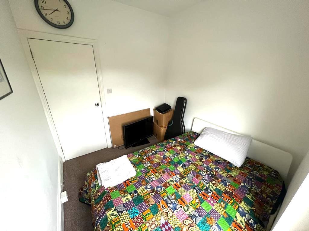 Bedroom 2.jpeg
