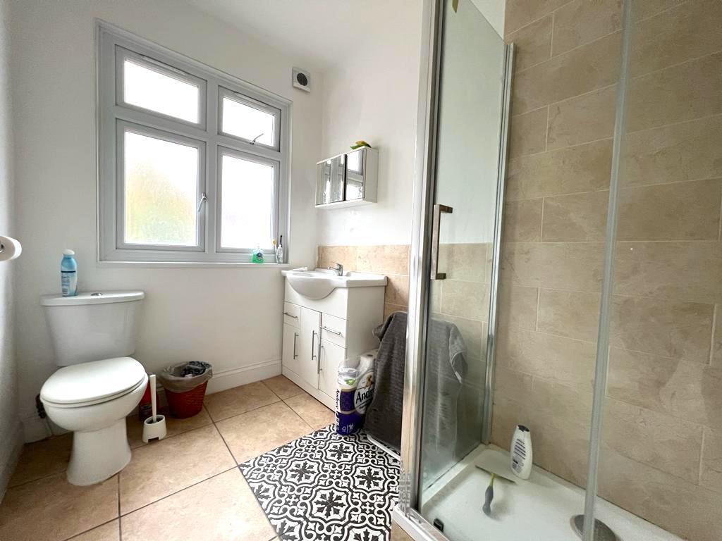 Bathroom.jpeg