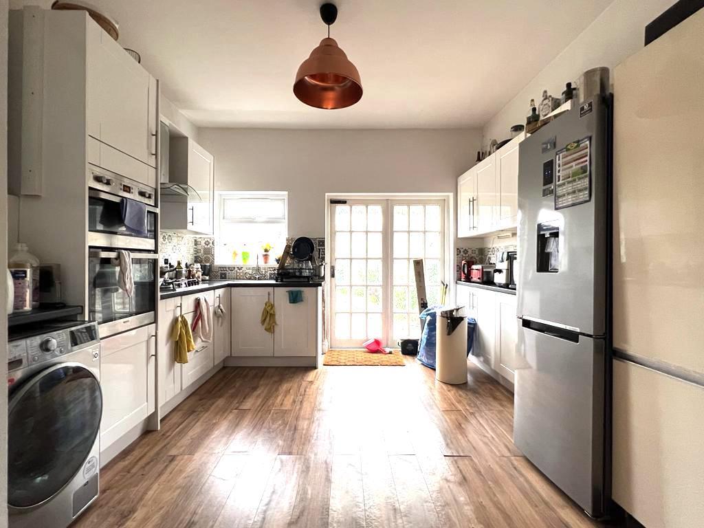 Kitchen..jpeg