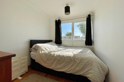 2 bedroom chalet for sale, Belle Aire, Hemsby