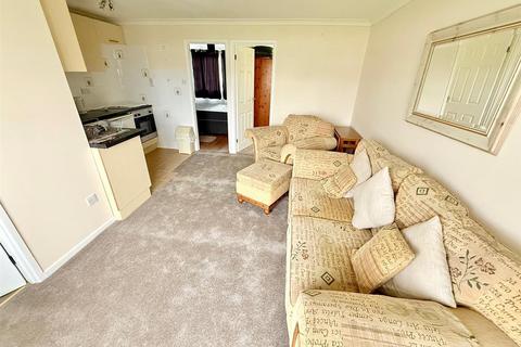 2 bedroom chalet for sale, Belle Aire, Hemsby