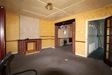 15 Harps Avenue, Minster On Sea, Sheerness, ME12 3PF