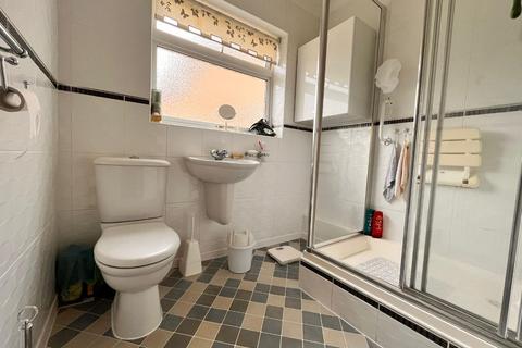 93 Avon Drive, Bedford, MK41 7UT