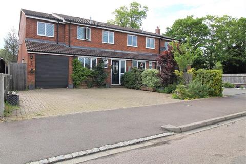 36 Braybrooks Drive, Potton, Sandy, SG19 2LJ