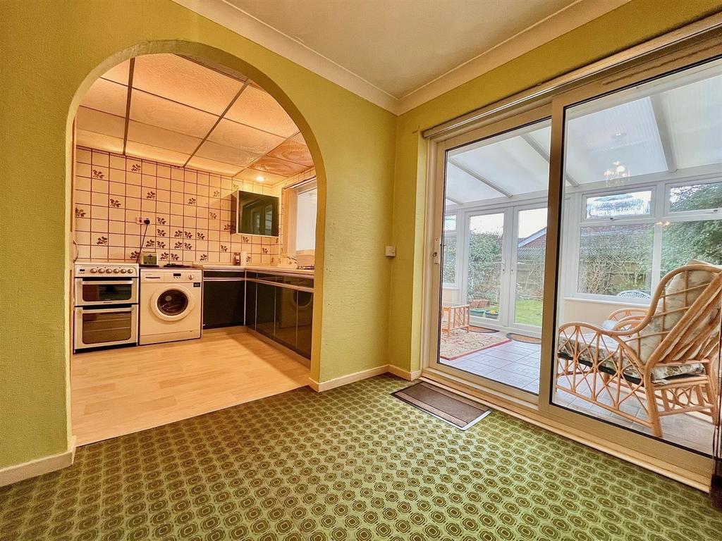 Dining/Sitting Room