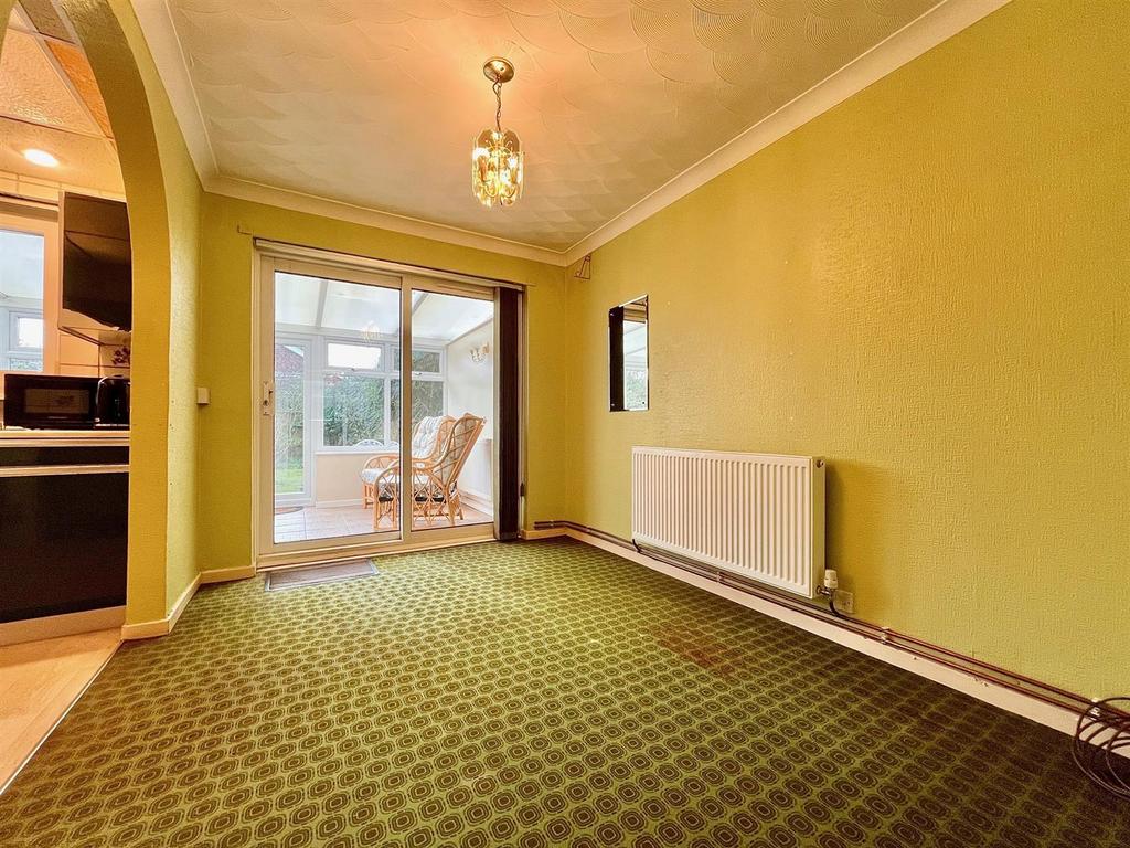 Dining/Sitting Room