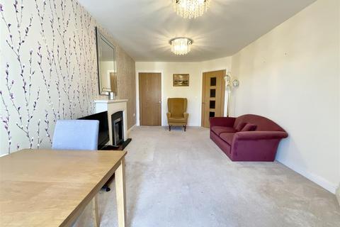 1 bedroom apartment for sale, Newby Farm Road, Scarborough