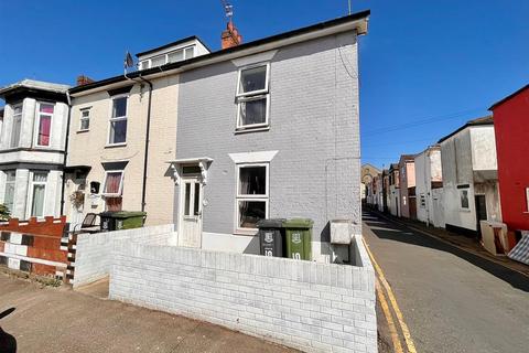 3 bedroom end of terrace house for sale, Russell Road, Great Yarmouth