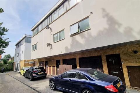 4 bedroom end of terrace house for sale, Clocktower Mews, Hanwell, London, W7 3SY