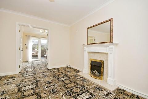 12 Baxter Close, Sheffield, S6 1GJ