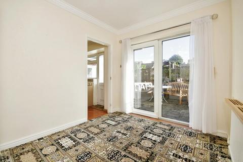 12 Baxter Close, Sheffield, S6 1GJ