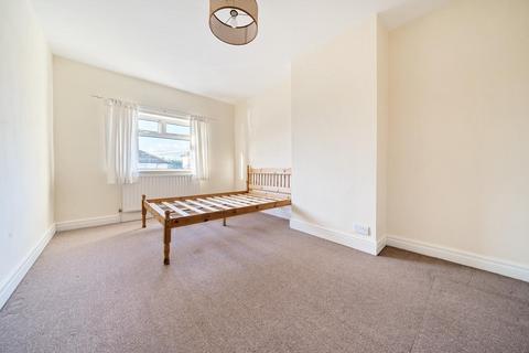 61 Woodside View, Leeds, LS4 2QS
