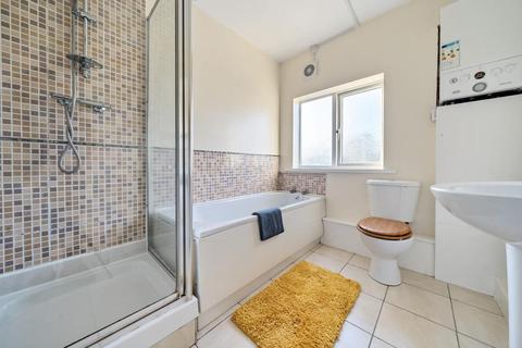 61 Woodside View, Leeds, LS4 2QS