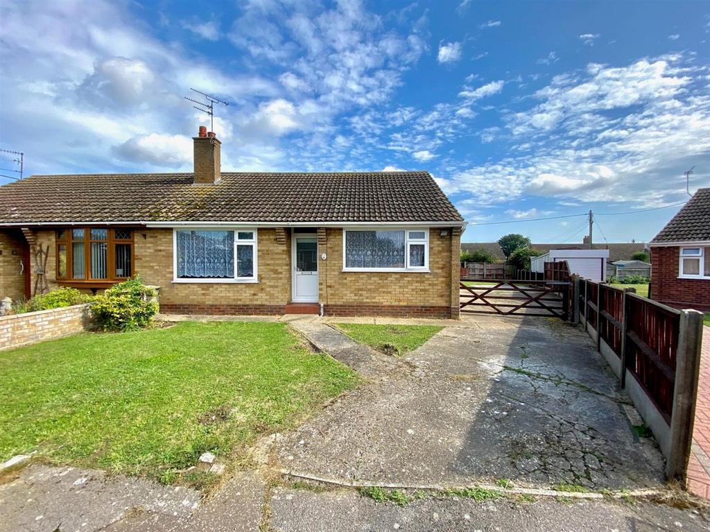 Kirkwood Drive, Carlton Colville, Lowestoft 3 bed semidetached