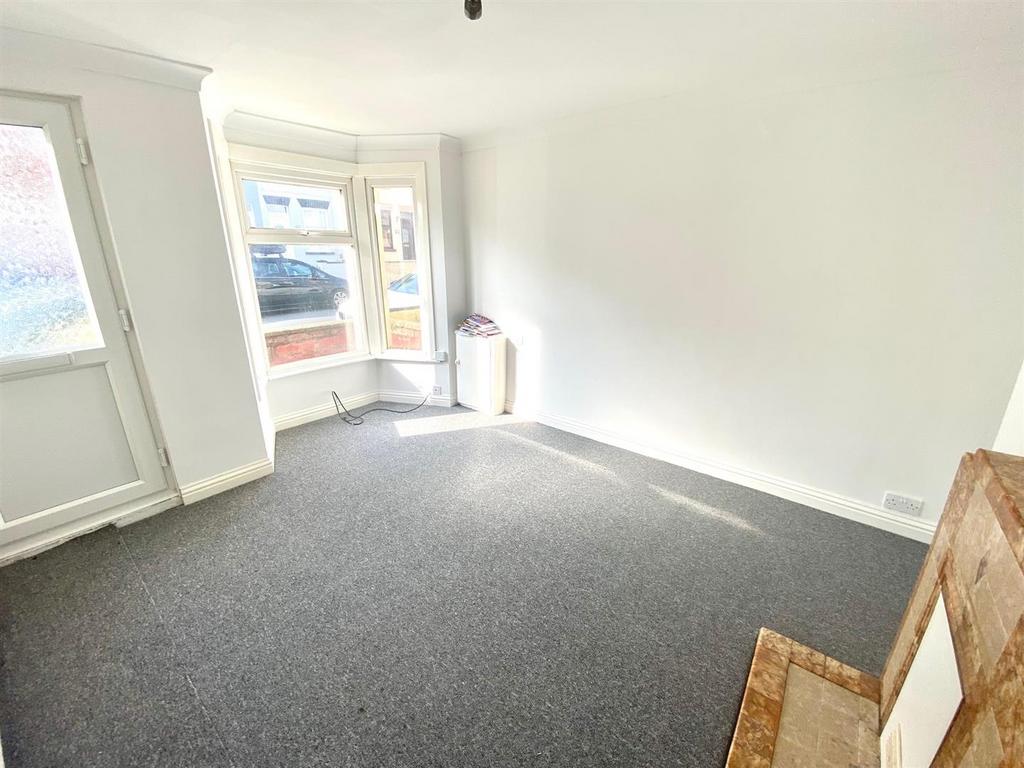 Stanford Street, Lowestoft, NR32 3 bed house £125,000