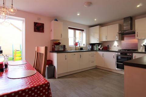 7 Arnold Rise, Biggleswade, SG18 8UF
